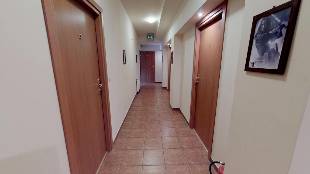 Noclegi Czarna Perla Krasków Exterior foto